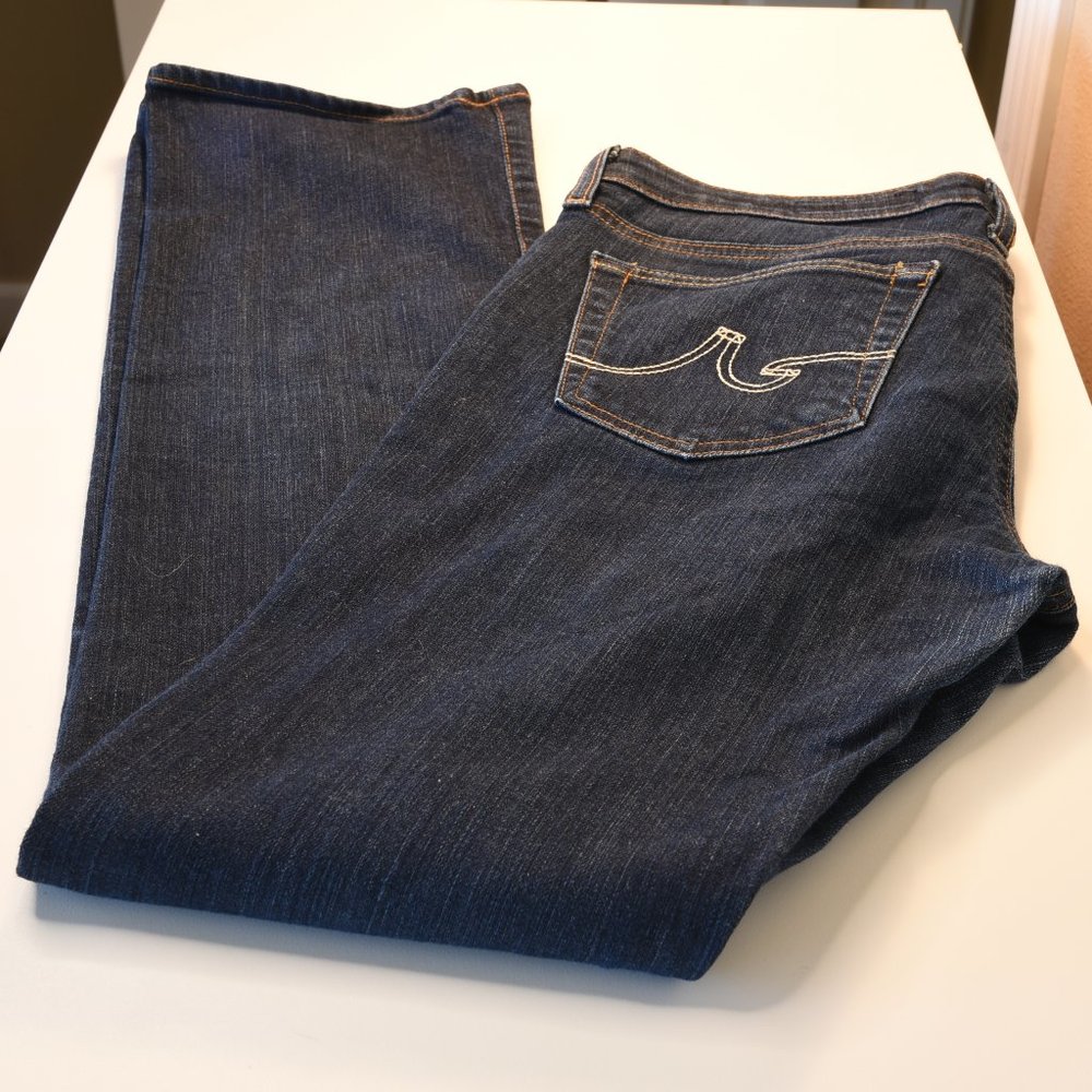 AG jeans slim bootcut The Ballard size 30